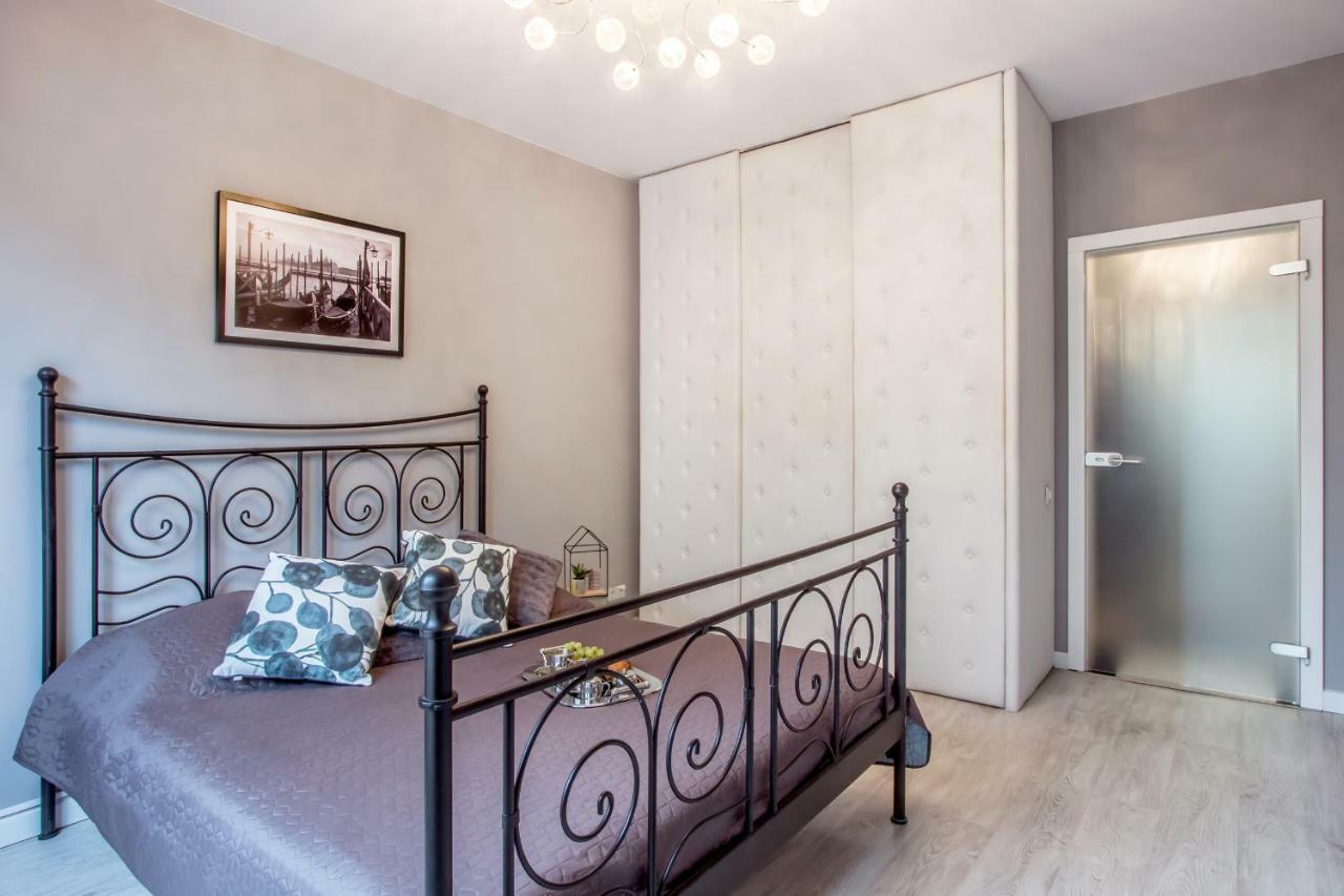 Clicktheflat Luxury Apartment In Варшава Экстерьер фото